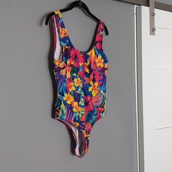 Vintage floral bathing suit. No brand. Zipper front. Women's XL bathing suit. - Picture 2 of 5